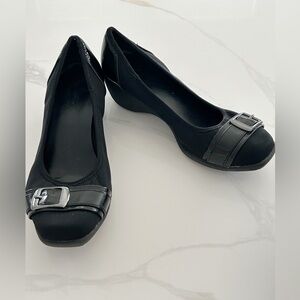 Liz Claiborne Black Wedge Ballet Flats Size 6.5
